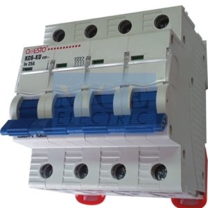 4-Pole-6kA-Circuit-Breaker-1.jpg